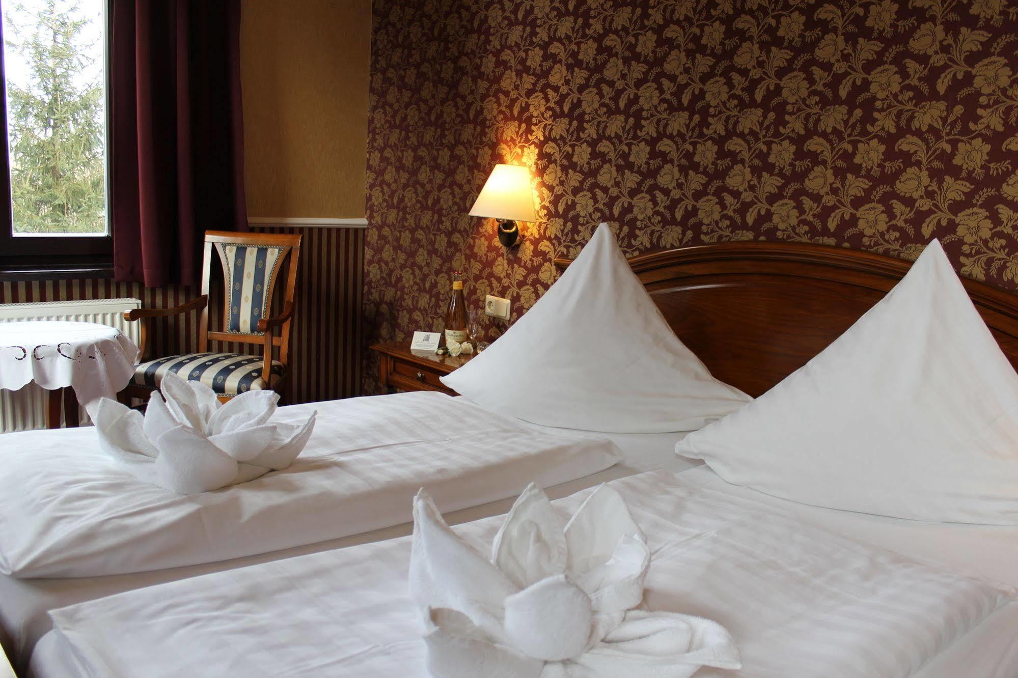 Schlosshotel Stecklenberg 탈레 외부 사진
